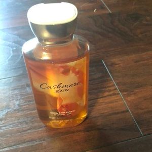 Bath and Body Works Cashmere Glow Body Wash